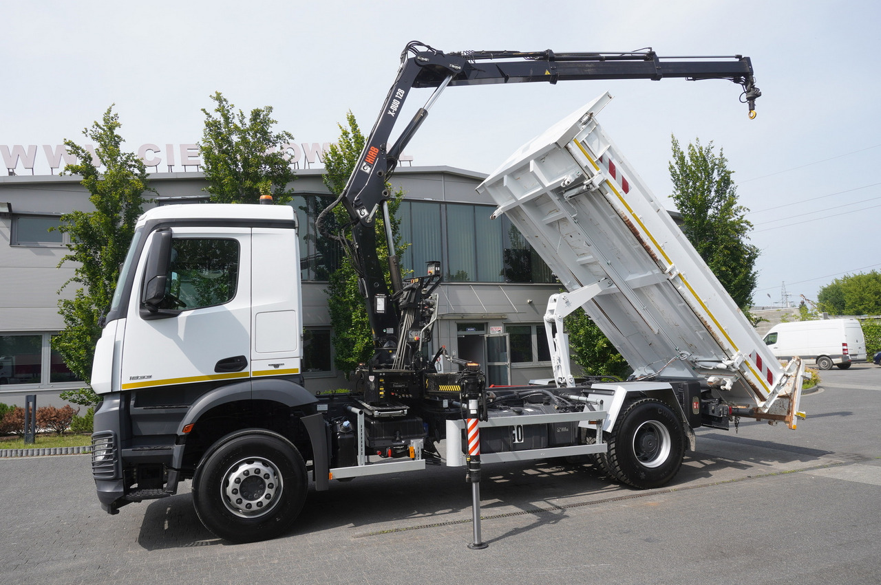 MERCEDES-BENZ Arocs 1833 / 87,000 km!!! / Hds HIAB X-DUO 128 B-2 / three-sided tipper - Kamion sa tovarnim sandukom, Kamion sa dizalicom: slika 4 MERCEDES-BENZ Arocs 1833 / 87,000 km!!! / Hds HIAB X-DUO 128 B-2 / three-sided tipper - Kamion sa tovarnim sandukom, Kamion sa dizalicom: slika 4
