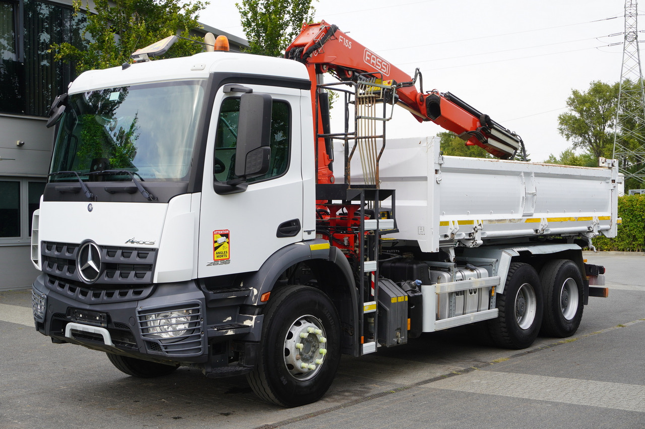 MERCEDES-BENZ Arocs 2636 / 6x4 / HDS Fassi / 3-Way Tipper / Bortmatic - Kamion sa dizalicom: slika 4 MERCEDES-BENZ Arocs 2636 / 6x4 / HDS Fassi / 3-Way Tipper / Bortmatic - Kamion sa dizalicom: slika 4