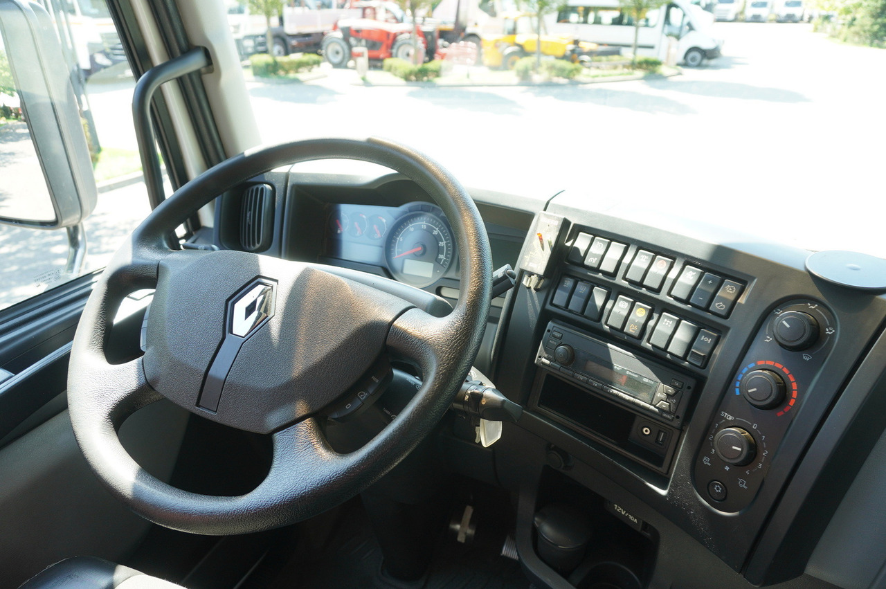 Kamion sa tovarnim sandukom, Kamion sa dizalicom RENAULT C320 P 4x2 / FASSI crane 6.2 T / range 10 m / Flatbed 15 EPAL / 50 tho. km!: slika 15
