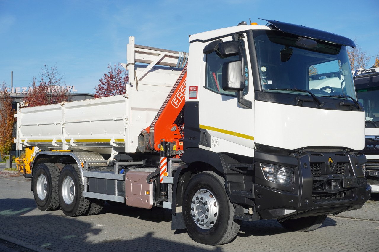 RENAULT C380 E6 6×4 / HDS Fassi F135 2700 MTH / Range 8 m / 5.6 t lifting capacity / 3-side tipper / Bortmatic - Istovarivač, Kamion sa dizalicom: slika 2 RENAULT C380 E6 6×4 / HDS Fassi F135 2700 MTH / Range 8 m / 5.6 t lifting capacity / 3-side tipper / Bortmatic - Istovarivač, Kamion sa dizalicom: slika 2