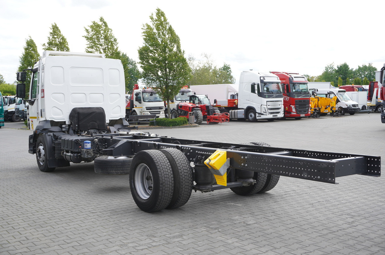 RENAULT D16 / Chassis 7.1 m / Differential lock - Kamion sa golom šasijom i zatvorenom kabinom: slika 5 RENAULT D16 / Chassis 7.1 m / Differential lock - Kamion sa golom šasijom i zatvorenom kabinom: slika 5