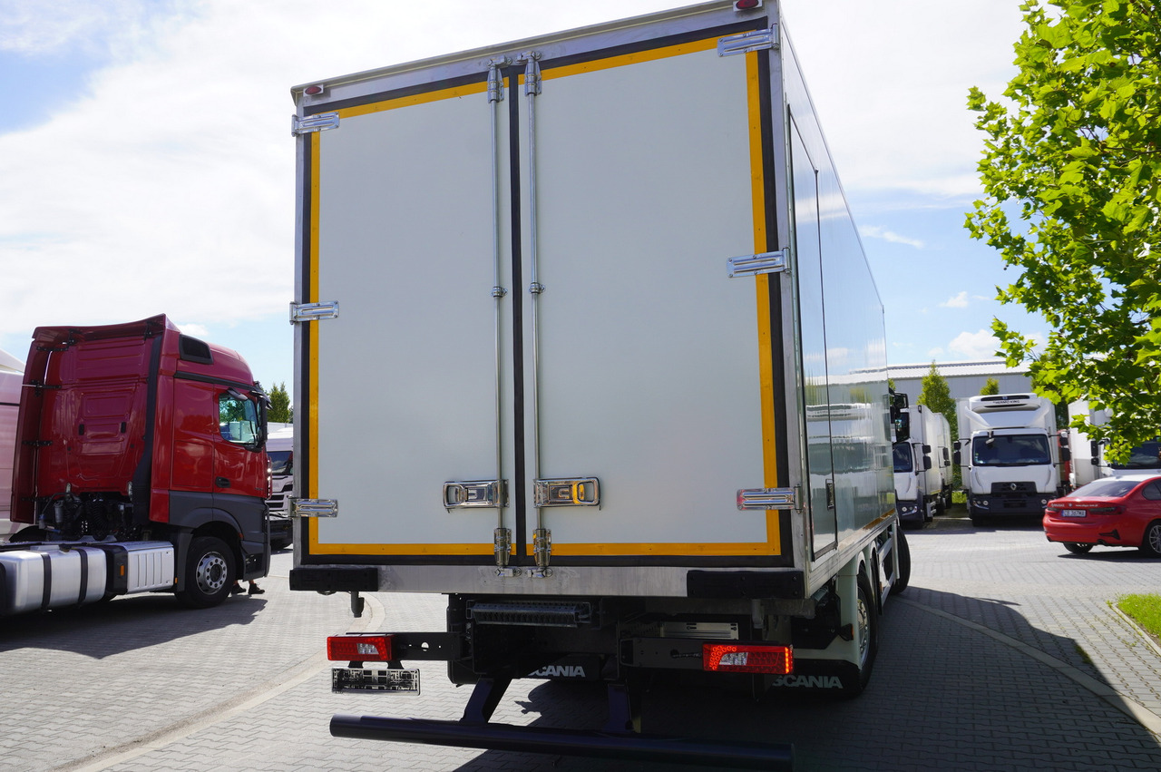 SCANIA R500 / Lecapitaine refrigerator 20 EPAL / Carrier Supra 950 / Steered 3rd axle - Hladnjača: slika 4 SCANIA R500 / Lecapitaine refrigerator 20 EPAL / Carrier Supra 950 / Steered 3rd axle - Hladnjača: slika 4