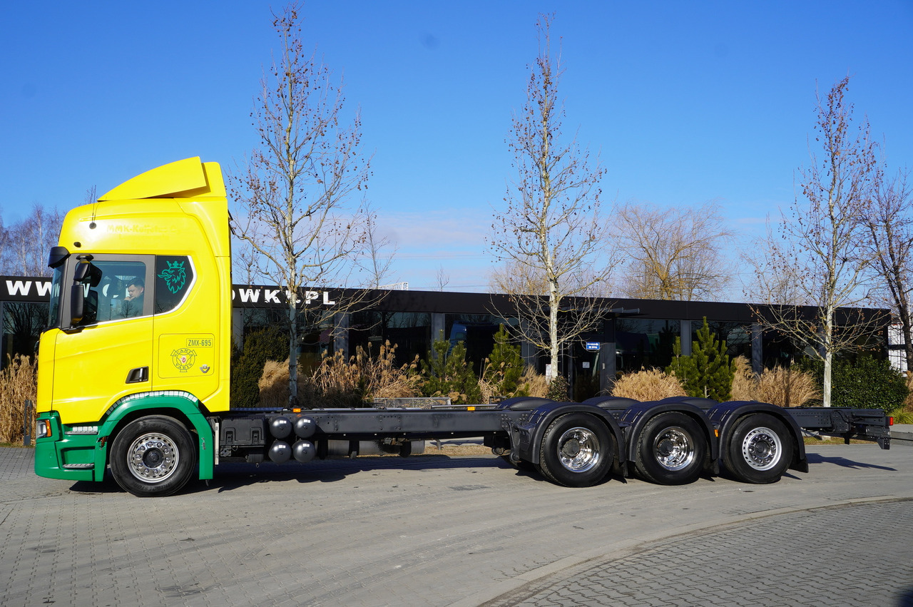 SCANIA R650 V8 8x4/4 E6 / 2020 / Frame 9.7 m! - Kamion sa dizalicom: slika 2 SCANIA R650 V8 8x4/4 E6 / 2020 / Frame 9.7 m! - Kamion sa dizalicom: slika 2