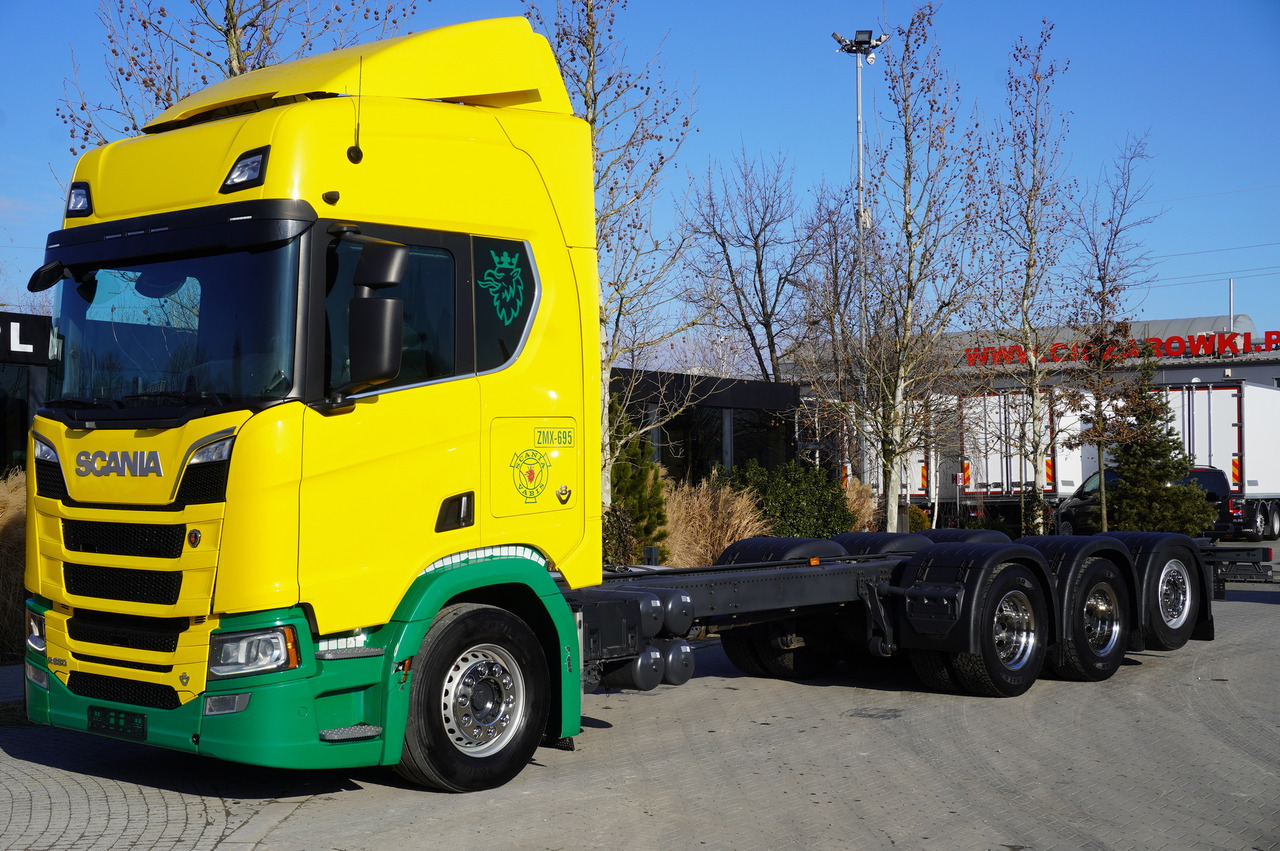 SCANIA R650 V8 8x4/4 E6 / 2020 / Frame 9.7 m! - Kamion sa dizalicom: slika 1 SCANIA R650 V8 8x4/4 E6 / 2020 / Frame 9.7 m! - Kamion sa dizalicom: slika 1