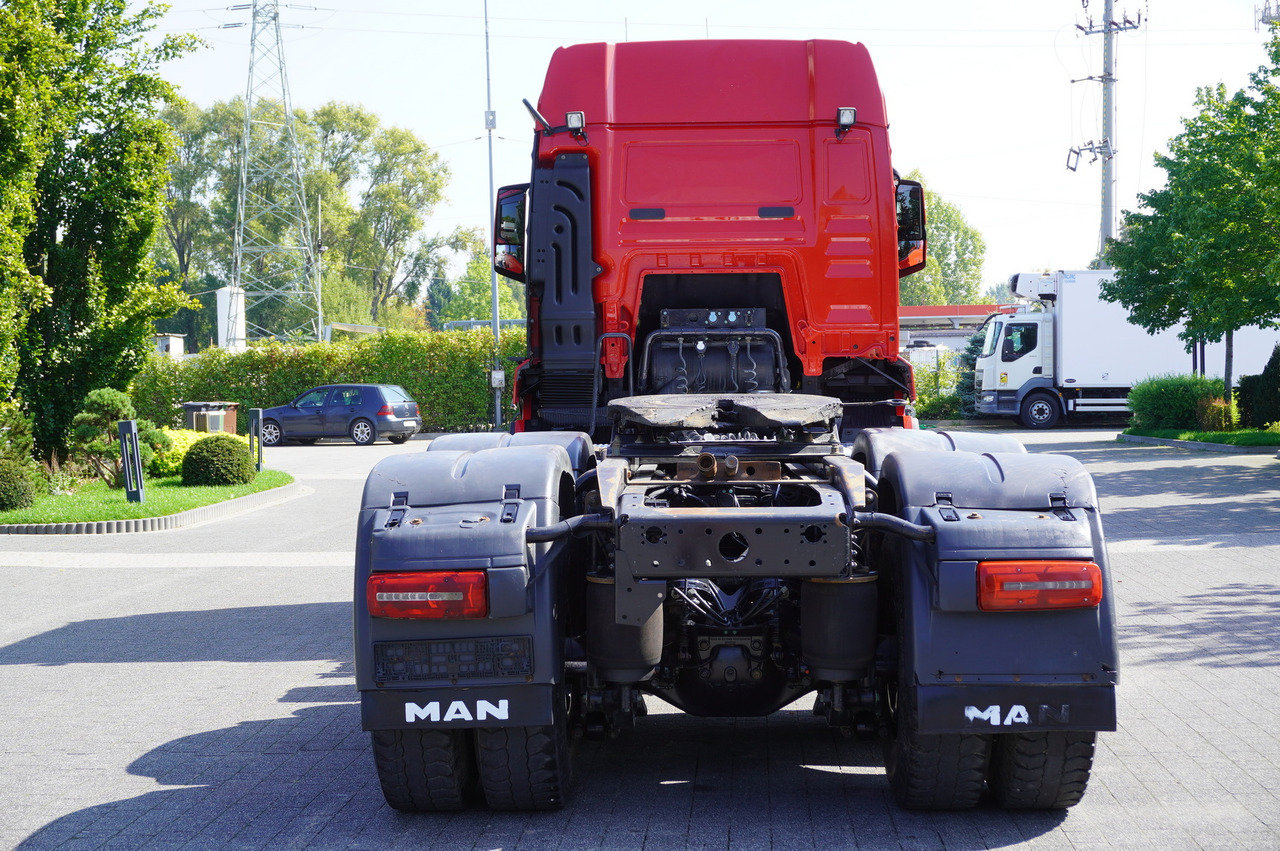 MAN TGS 33.510 tractor unit / 6x4 / Sleeper cab - Tegljač: slika 4 MAN TGS 33.510 tractor unit / 6x4 / Sleeper cab - Tegljač: slika 4