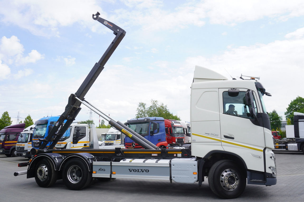 VOLVO FH 500 / VDL hooklift 21 tons / 2022 / steering 3d axle / 2 units - Kamion sa hidrauličnom kukom: slika 3 VOLVO FH 500 / VDL hooklift 21 tons / 2022 / steering 3d axle / 2 units - Kamion sa hidrauličnom kukom: slika 3