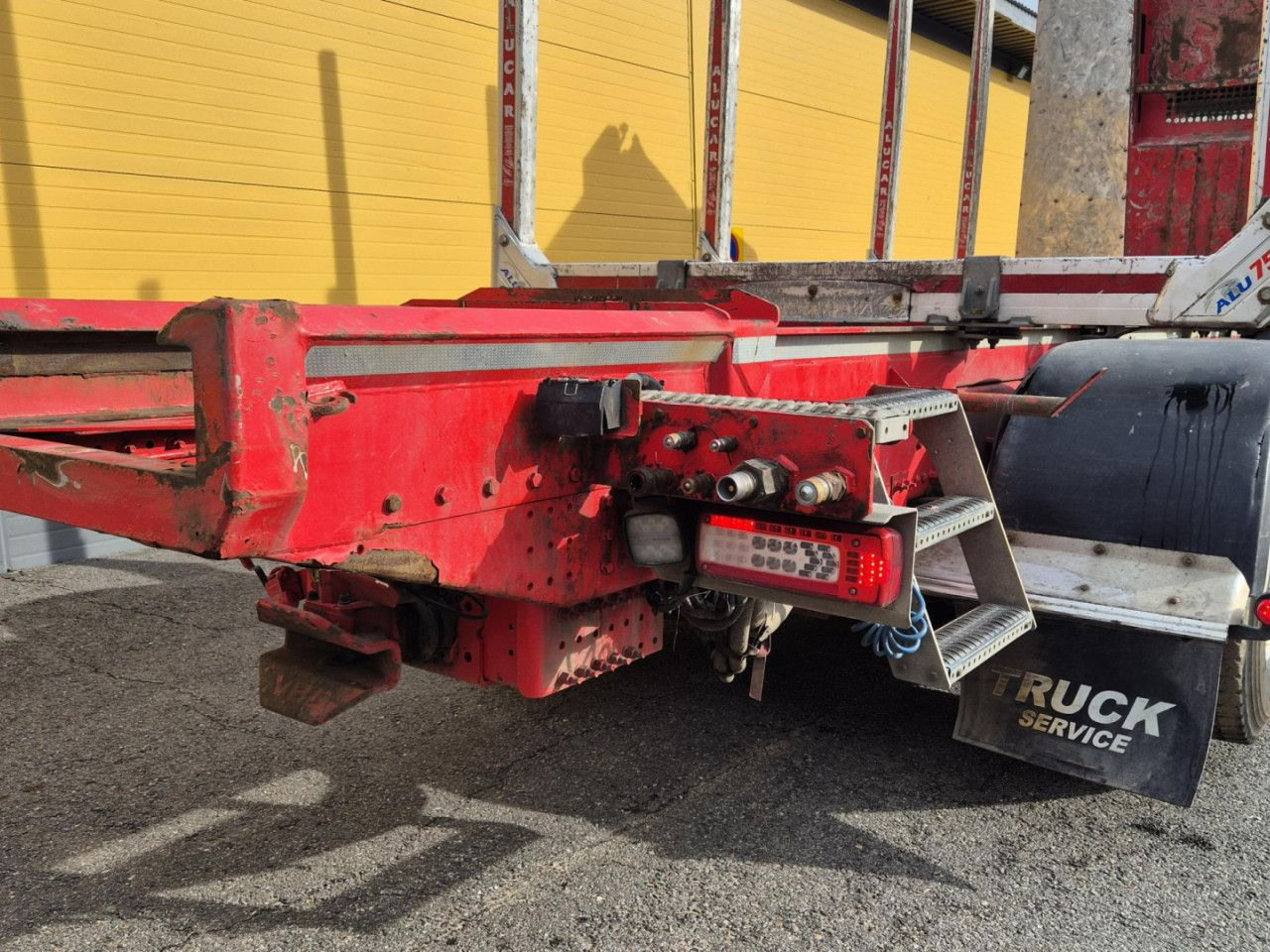 Kamion sa dizalicom za prevoz drva VOLVO FH 750 8x4 / 2 lifted axles / timber truck: slika 8