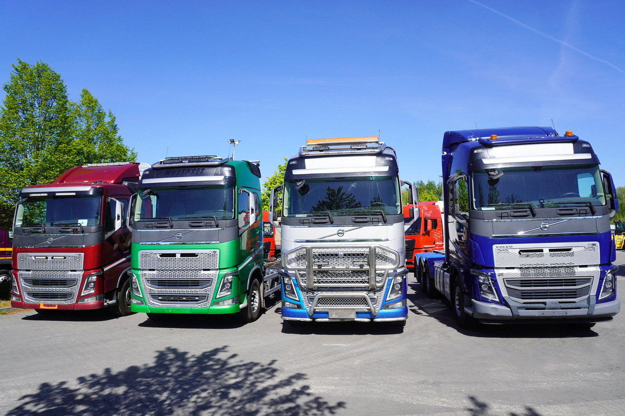 VOLVO FH16 750 / 750 HP! / chassis / 4 units 8x4 - Šticar: slika 2 VOLVO FH16 750 / 750 HP! / chassis / 4 units 8x4 - Šticar: slika 2