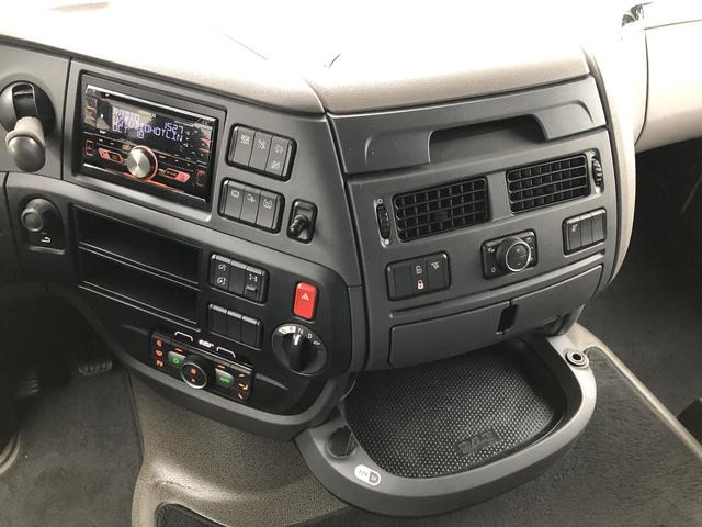 Tegljač DAF XF 480 FT SSC, TraXon, ZF Intarder, Standklima: slika 13