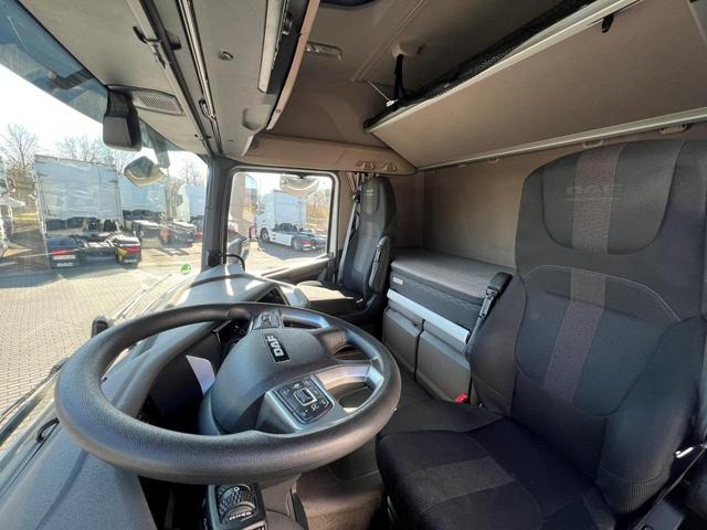 DAF XFn 480 FT Intarder 2xTank 1.105 L Vollspoiler - Tegljač: slika 3 DAF XFn 480 FT Intarder 2xTank 1.105 L Vollspoiler - Tegljač: slika 3