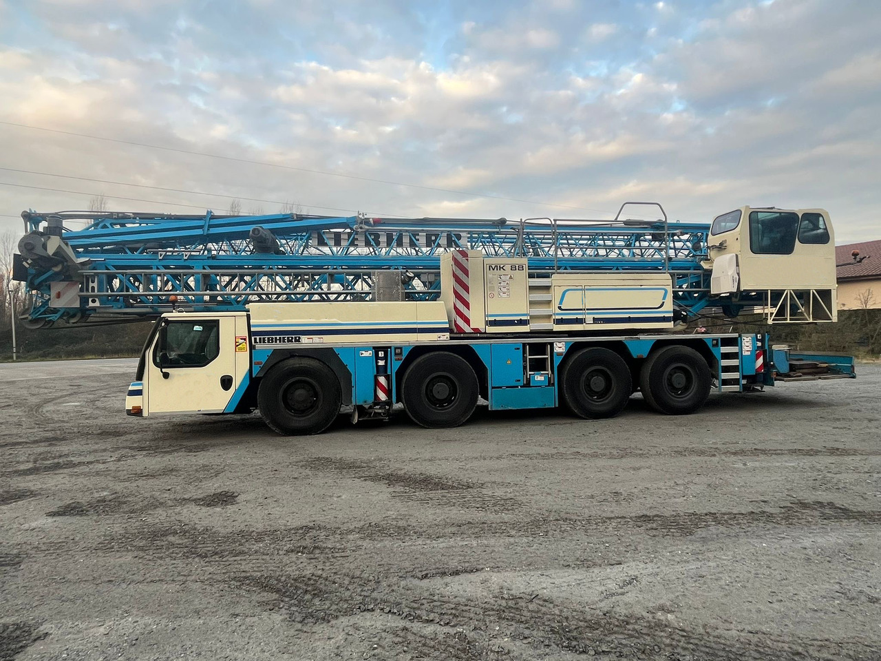 LIEBHERR MK 88 - Brzomontirajući kran: slika 1 LIEBHERR MK 88 - Brzomontirajući kran: slika 1