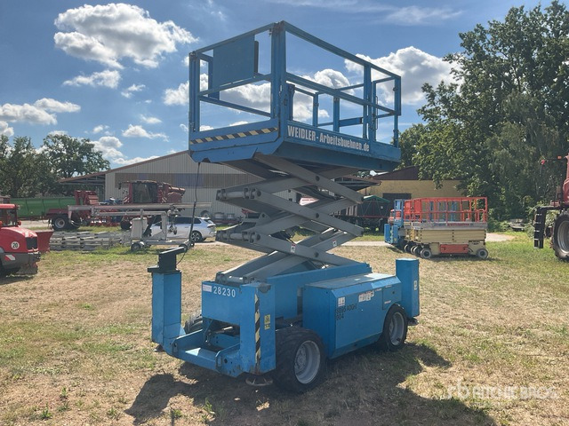 2007 Genie GS2668RT 4x4 Diesel Scissor Lift - Lift u obliku makaza: slika 4 2007 Genie GS2668RT 4x4 Diesel Scissor Lift - Lift u obliku makaza: slika 4
