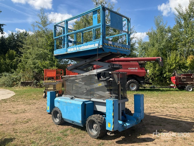 2007 Genie GS2668RT 4x4 Diesel Scissor Lift - Lift u obliku makaza: slika 3 2007 Genie GS2668RT 4x4 Diesel Scissor Lift - Lift u obliku makaza: slika 3