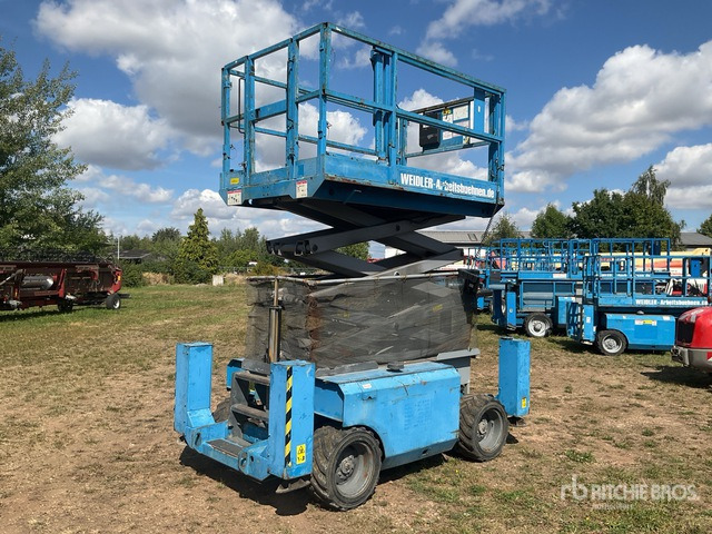 2007 Genie GS2668RT 4x4 Diesel Scissor Lift - Lift u obliku makaza: slika 1 2007 Genie GS2668RT 4x4 Diesel Scissor Lift - Lift u obliku makaza: slika 1