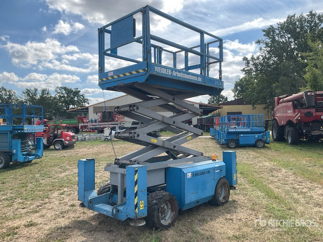 2007 Genie GS2668RT 4x4 Diesel Scissor Lift - Lift u obliku makaza: slika 3 2007 Genie GS2668RT 4x4 Diesel Scissor Lift - Lift u obliku makaza: slika 3