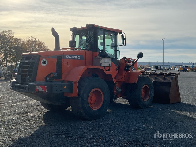 2016 Doosan DL250-3 Wheel Loader - Utovarivač točkaš: slika 3 2016 Doosan DL250-3 Wheel Loader - Utovarivač točkaš: slika 3