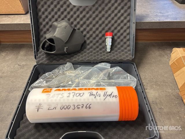 2024 Amazone ZA-TS 2700 (Unused) Fertilizer Spreader - Rasipač veštačkog đubriva: slika 3 2024 Amazone ZA-TS 2700 (Unused) Fertilizer Spreader - Rasipač veštačkog đubriva: slika 3