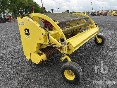 JOHN DEERE 630C - Prednji deo kombajna: slika 2 JOHN DEERE 630C - Prednji deo kombajna: slika 2