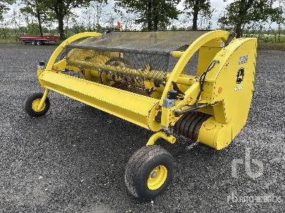 JOHN DEERE 630C - Prednji deo kombajna: slika 1 JOHN DEERE 630C - Prednji deo kombajna: slika 1