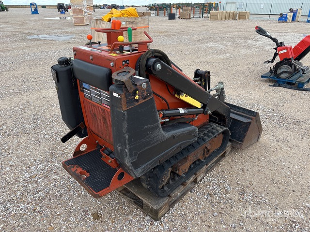 2006 Ditch Witch SK350 Compact Track Loader - Kompaktni utovarivač guseničar: slika 3 2006 Ditch Witch SK350 Compact Track Loader - Kompaktni utovarivač guseničar: slika 3