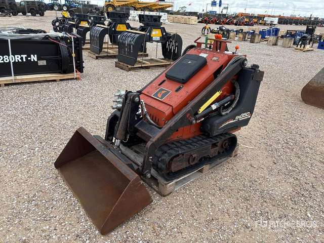 2006 Ditch Witch SK350 Compact Track Loader - Kompaktni utovarivač guseničar: slika 1 2006 Ditch Witch SK350 Compact Track Loader - Kompaktni utovarivač guseničar: slika 1