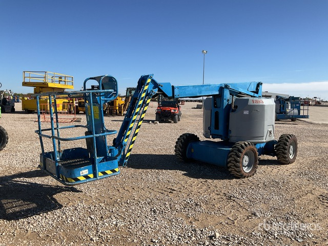 2006 Genie Z34/22 4WD Diesel Articulating Boom Lift - Zglobna platforma: slika 4 2006 Genie Z34/22 4WD Diesel Articulating Boom Lift - Zglobna platforma: slika 4