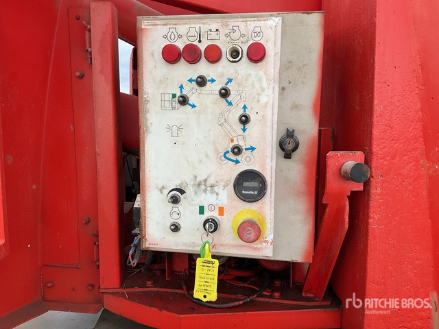 2006 Haulotte HA12PX 4WD Diesel Articulating Boom Lift - Zglobna platforma: slika 5 2006 Haulotte HA12PX 4WD Diesel Articulating Boom Lift - Zglobna platforma: slika 5