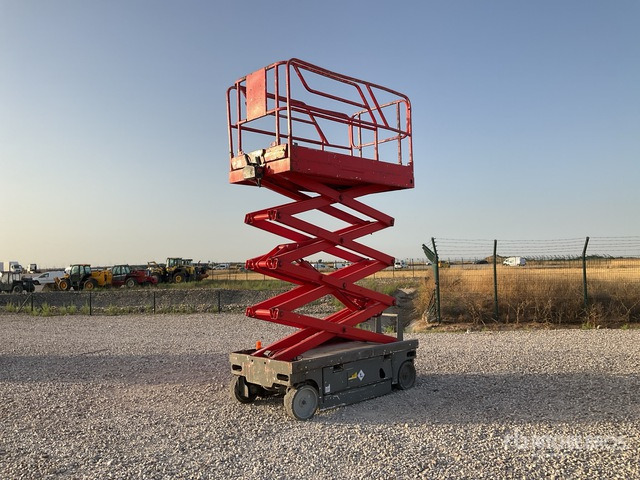2007 Haulotte Compact 10 Electric (Inoperable) Scissor Lift - Lift u obliku makaza: slika 2 2007 Haulotte Compact 10 Electric (Inoperable) Scissor Lift - Lift u obliku makaza: slika 2