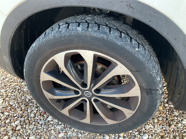 2011 Nissan Qashqai SUV - SUV: slika 3 2011 Nissan Qashqai SUV - SUV: slika 3