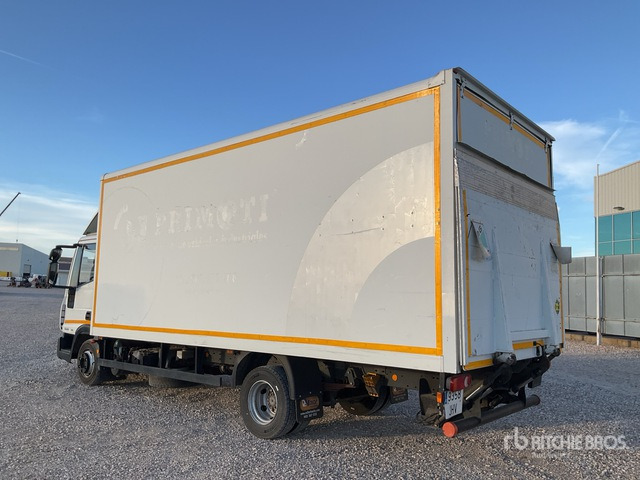 2012 Iveco Eurocargo 75E18 4x2 Van Truck - Kamion sa zatvorenim sandukom: slika 4 2012 Iveco Eurocargo 75E18 4x2 Van Truck - Kamion sa zatvorenim sandukom: slika 4