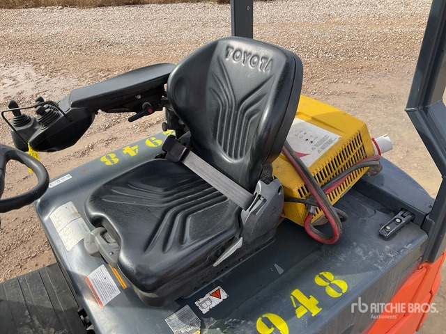 2014 Toyota 8FBMKT25 Forklift - Viljuškar: slika 3 2014 Toyota 8FBMKT25 Forklift - Viljuškar: slika 3