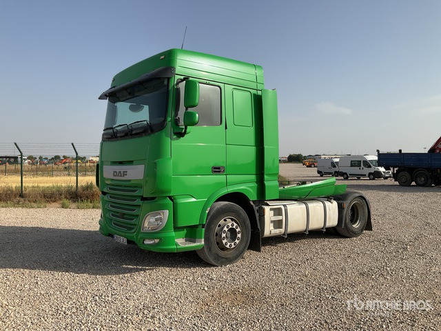2015 DAF XF 510 FT 4x2 S/A Sleeper Truck Tractor - Tarup/ Mulčer: slika 2 2015 DAF XF 510 FT 4x2 S/A Sleeper Truck Tractor - Tarup/ Mulčer: slika 2
