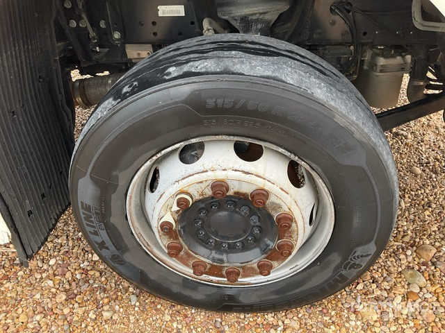 2016 MAN TGX18.440 4x2 Sleeper Container Truck - Kamion za prevoz kontejnera/ Kamion sa promenjivim sandukom: slika 4 2016 MAN TGX18.440 4x2 Sleeper Container Truck - Kamion za prevoz kontejnera/ Kamion sa promenjivim sandukom: slika 4