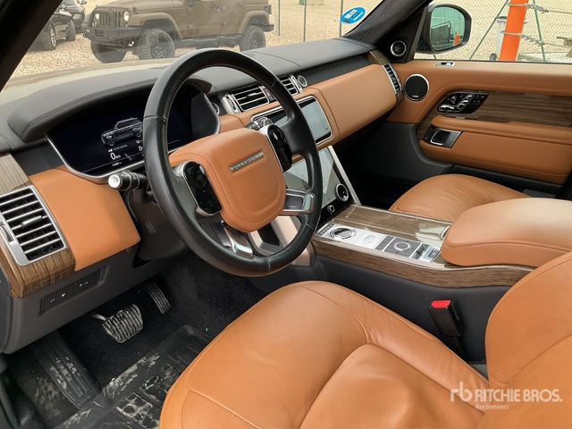 2019 Land Rover Range Rover Plug-In Hybrid SUV - SUV: slika 4 2019 Land Rover Range Rover Plug-In Hybrid SUV - SUV: slika 4
