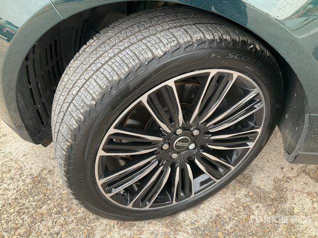 2019 Land Rover Range Rover Plug-In Hybrid SUV - SUV: slika 3 2019 Land Rover Range Rover Plug-In Hybrid SUV - SUV: slika 3