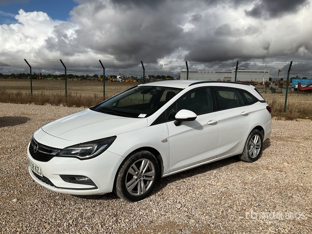 2019 Opel Astra Sports Tourer 1.6CDTI Selective Automobile - Automobil: slika 1 2019 Opel Astra Sports Tourer 1.6CDTI Selective Automobile - Automobil: slika 1