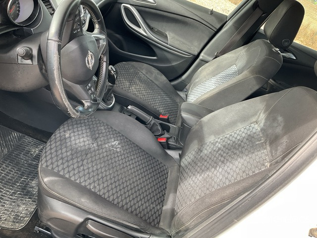 2019 Opel Astra Sports Tourer 1.6CDTI Selective Automobile - Automobil: slika 5 2019 Opel Astra Sports Tourer 1.6CDTI Selective Automobile - Automobil: slika 5