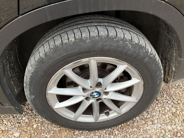 2020 BMW X1 20 XDrive Automobile - Automobil: slika 4 2020 BMW X1 20 XDrive Automobile - Automobil: slika 4