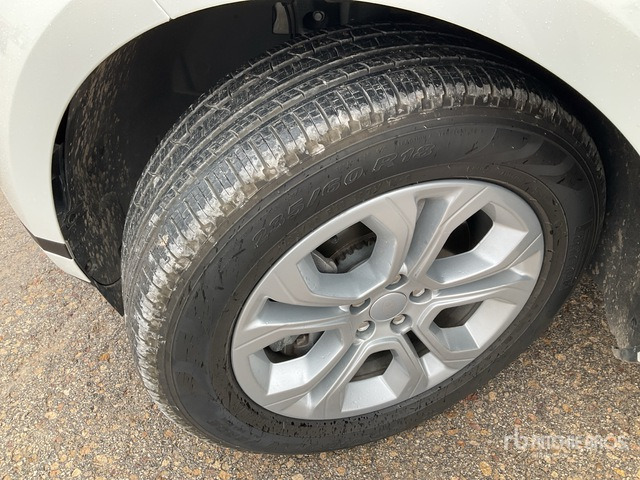 2020 Land Rover Range Rover Evoque D150S SUV - SUV: slika 3 2020 Land Rover Range Rover Evoque D150S SUV - SUV: slika 3