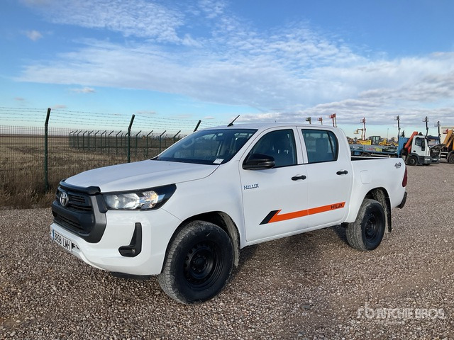 2020 Toyota Hilux 4x4 Crew Cab Pickup - Pikap: slika 2 2020 Toyota Hilux 4x4 Crew Cab Pickup - Pikap: slika 2
