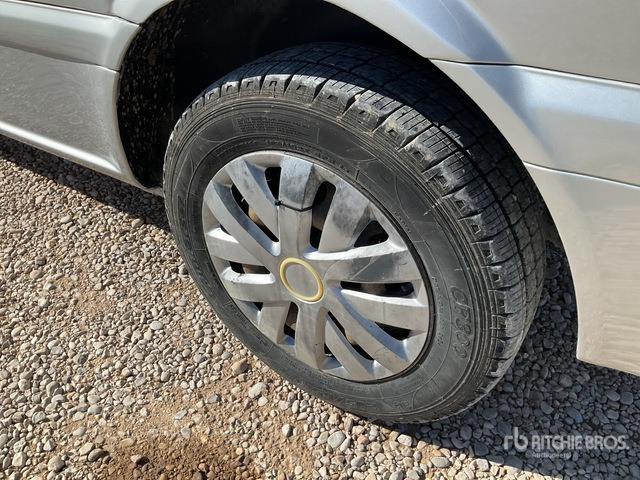 2003 Mercedes-Benz 115 CDI 8 Passenger Van - Dostavno vozilo: slika 4 2003 Mercedes-Benz 115 CDI 8 Passenger Van - Dostavno vozilo: slika 4