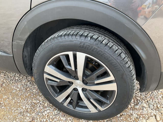 2021 Peugeot 3008 Automobile - Druga mašina: slika 4 2021 Peugeot 3008 Automobile - Druga mašina: slika 4