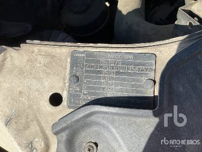 IVECO 35S10 4x2 - Kamion sa zatvorenim sandukom: slika 5 IVECO 35S10 4x2 - Kamion sa zatvorenim sandukom: slika 5