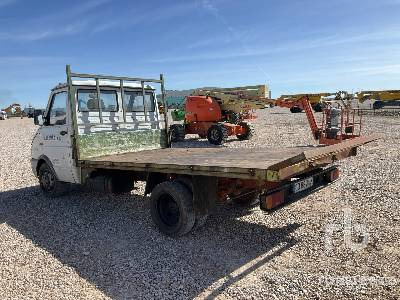 IVECO 40 8.1 4x2 - Hladnjača: slika 2 IVECO 40 8.1 4x2 - Hladnjača: slika 2