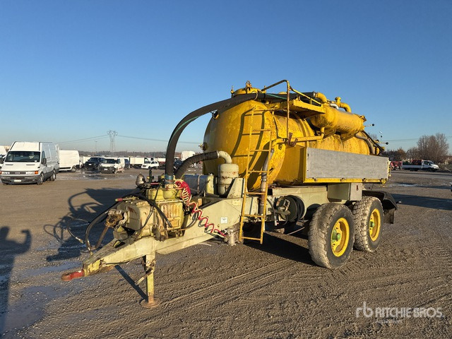 1988 Olivetti Dumper 200 T/A Agricultural Tank Trailer :Misc. Agricultural Trailer - Prikolica za poljoprivredu: slika 1 1988 Olivetti Dumper 200 T/A Agricultural Tank Trailer :Misc. Agricultural Trailer - Prikolica za poljoprivredu: slika 1