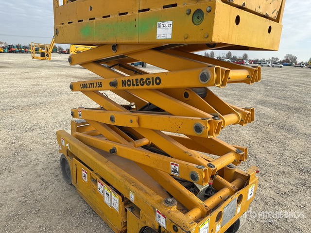 2006 Haulotte Optimum 8 Electric Scissor Lift - Lift u obliku makaza: slika 4 2006 Haulotte Optimum 8 Electric Scissor Lift - Lift u obliku makaza: slika 4