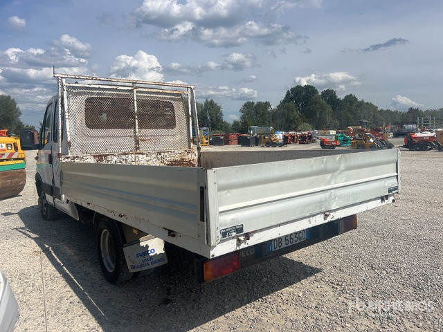 2006 Iveco Daily 35C12 Crew Cab (Inoperable) Flatbed Truck - Dostavno vozilo s ravnom platformom: slika 3 2006 Iveco Daily 35C12 Crew Cab (Inoperable) Flatbed Truck - Dostavno vozilo s ravnom platformom: slika 3
