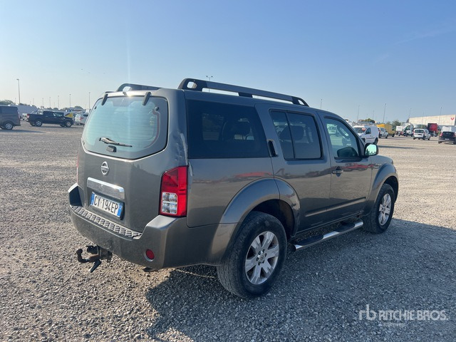 2006 Nissan Pathfinder SUV - SUV: slika 3 2006 Nissan Pathfinder SUV - SUV: slika 3