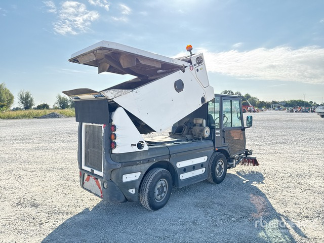 2006 Schmidt Compact 200 Autocarro spazzatrice - Autočistilica: slika 4 2006 Schmidt Compact 200 Autocarro spazzatrice - Autočistilica: slika 4