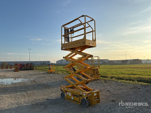 2008 Haulotte Optimum 8 Electric Scissor Lift - Lift u obliku makaza: slika 1 2008 Haulotte Optimum 8 Electric Scissor Lift - Lift u obliku makaza: slika 1